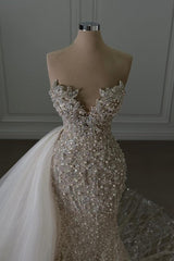 Sweetheart Wedding Dress Long Mermaid Sleeveless Beaded Lace Bridal Gown