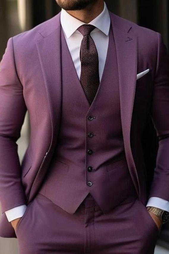 Three-Piece Single-Breasted Wedding Suit For Men Tailored Fit With Two Buttons
