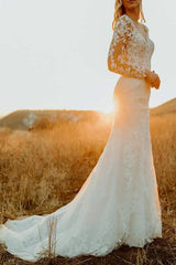 Trumpet/Mermaid V neck Long Sleeves Tulle Lace Sweep Train Wedding Dress With Appliques Lace