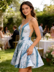 Dressystars V-Neck Abstract Print Mini Dress with Lace-Up Detail Homecoming Dresses