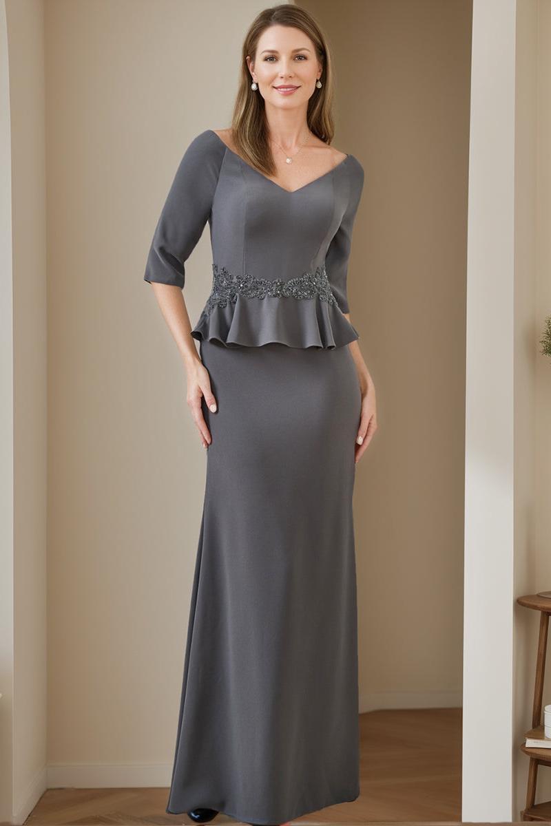 V-Neck Mother of the Bride Trumpet/Mermaid Dresses Featuring Ruffles and Appliques