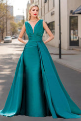 V-Neck Sleeveless A-Line Princess Mother of the Bride Dresses in Luxurious Style