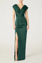 V-Neck Sleeveless Floor-Length Sheath/Column Mother Of The Bride Dress with Ruffles
