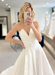 V neck Sleeveless Ball Gown Wedding Dress With Split Front Sweep Train Satin