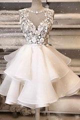 White Homecoming Dress Round Neck Tulle Lace Short Party Cocktail Dress