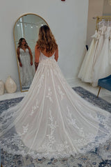 White Wedding Dress Lace A Line V Neck Spaghetti Strap Sleeveless Backless Sweep Train Tulle Bridal Gown With Appliques