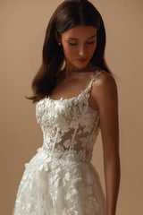 White Wedding Dress Square Spaghetti Strap A Line Sleeveless Court Train Tulle Bridal Gown With Appliques