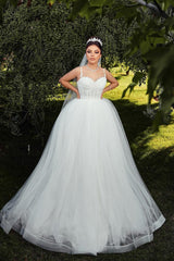 White Wedding Dress Sweetheart Spaghetti Strap Sleeveless Ball Gown Tulle Bridal Gown With Pearls And Appliques