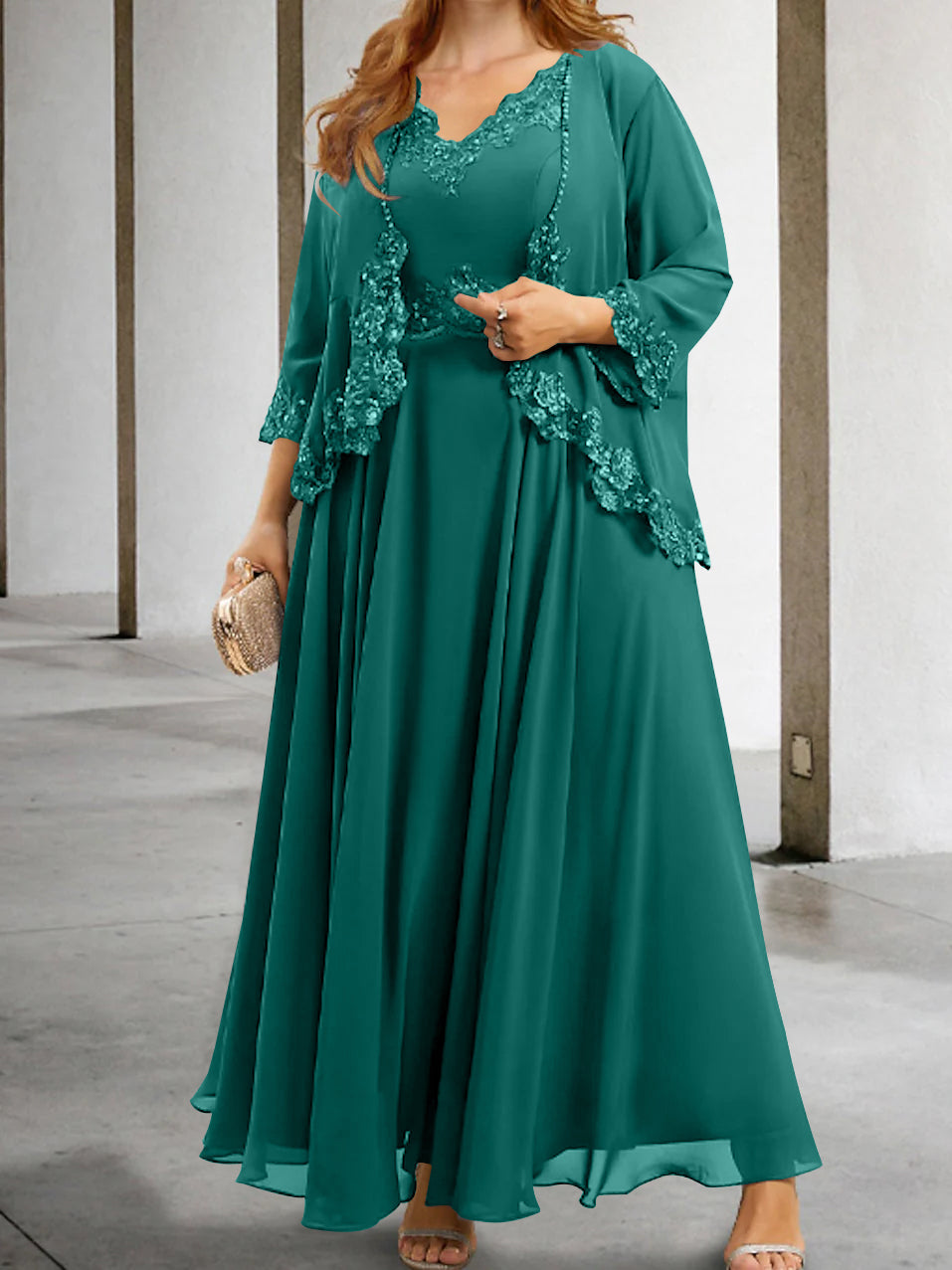 Mother of the Bride A-Line/Princess Dresses Featuring Applique & Sequins