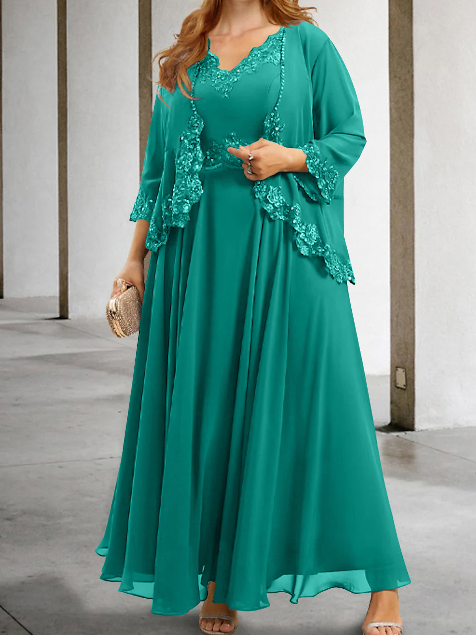 Mother of the Bride A-Line/Princess Dresses Featuring Applique & Sequins