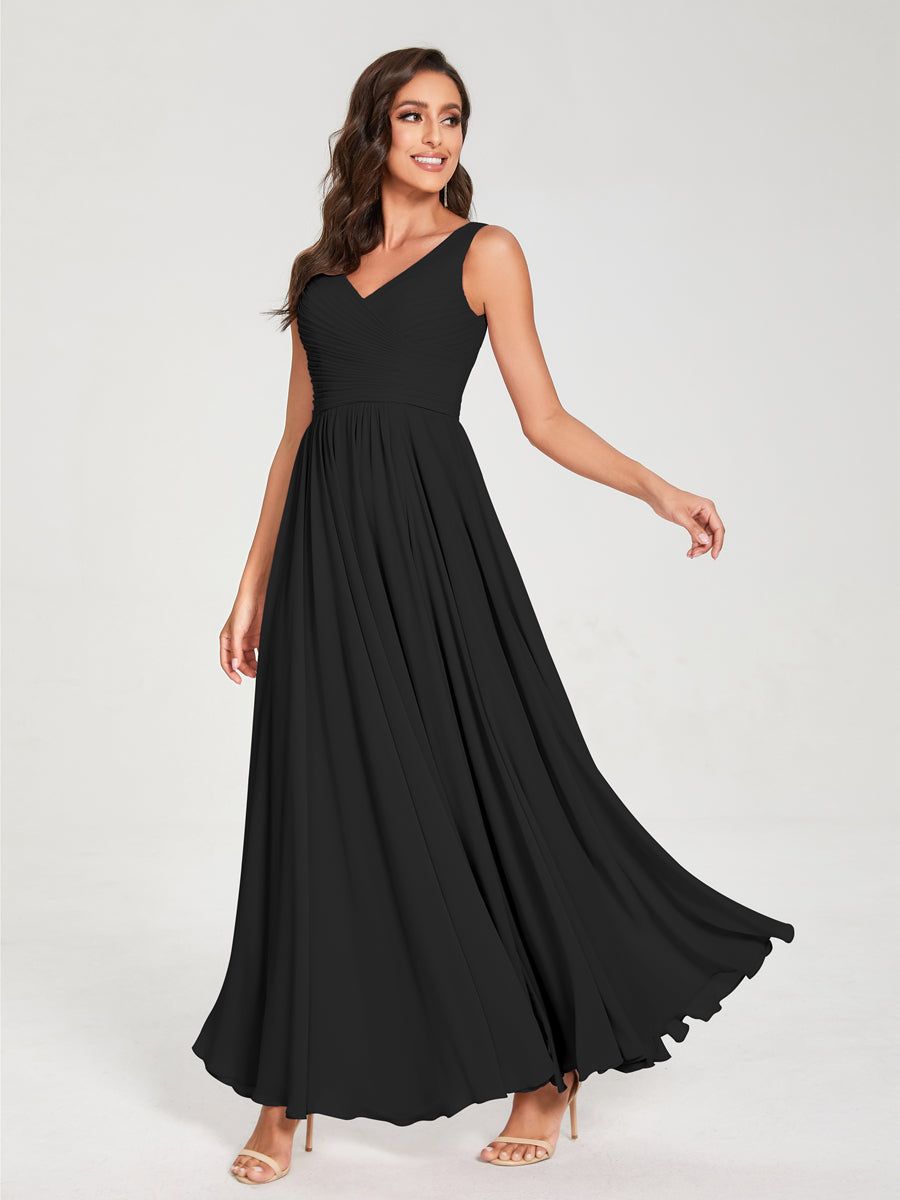 A-Line/Princess Chiffon V-Neck Sleeveless With Pleats Floor-Length Lace Up Bridesmaid Dresses Black