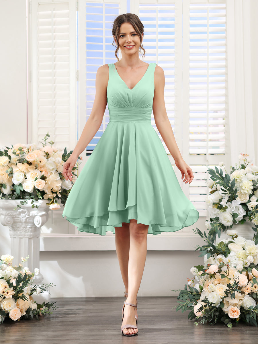 A-Line V-Neck Ruched Sleeveless Short Chiffon Bridesmaid Dresses Mint Green