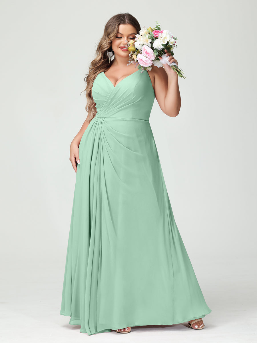 A-Line/Princess Spaghetti Straps Sleeveless Chiffon Split Side Plus Size Bridesmaid Dresses with Pockets Mint Green