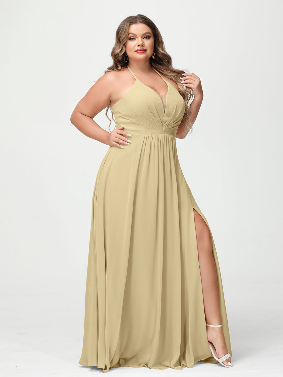 A-Line/Princess Halter Sleeveless Chiffon Ruched Split Side Plus Size Bridesmaid Dresses with Pockets Champagne