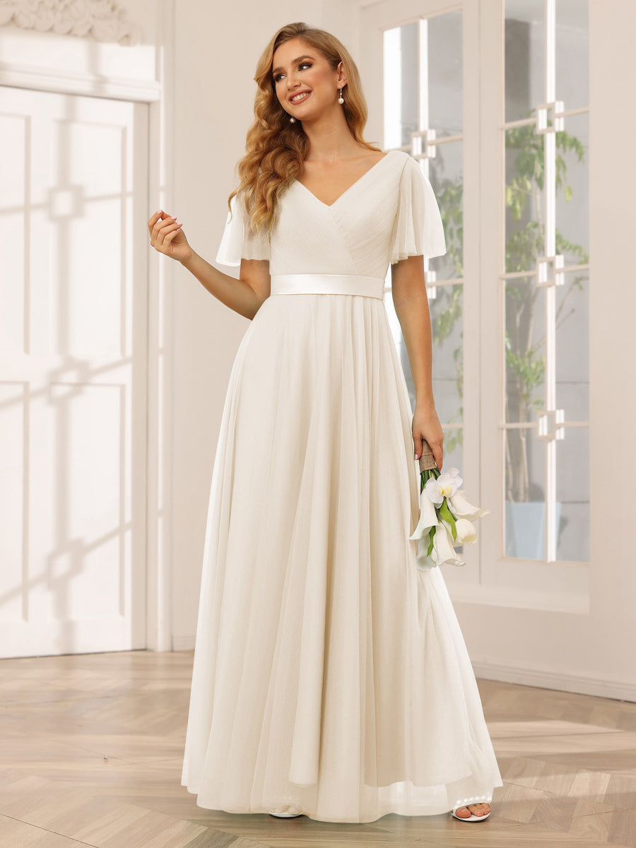 A-Line/Princess Tulle Long Bridesmaid Dresses with Sleeves Light Champagne