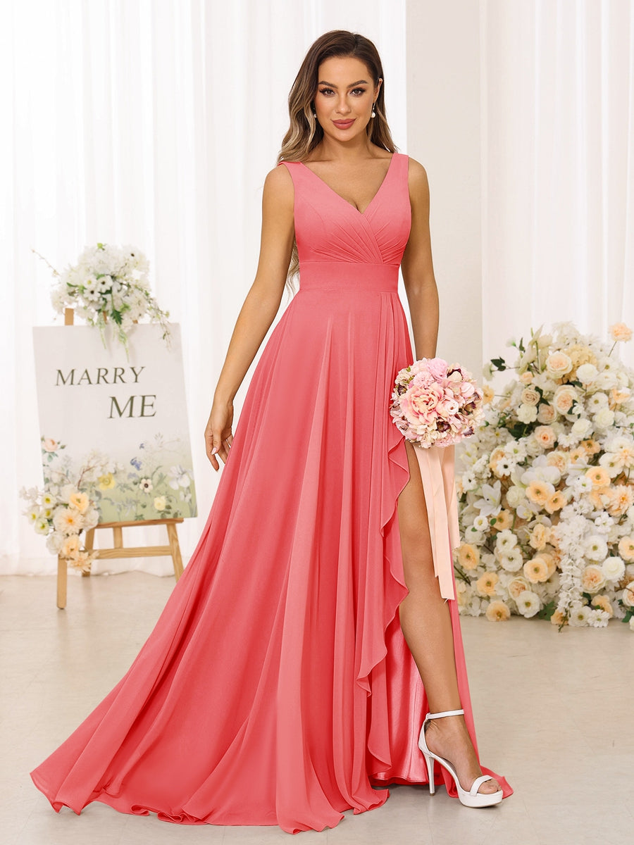 A-Line/Princess V-Neck Split Side Long Bridesmaid Dresses with Pockets Coral