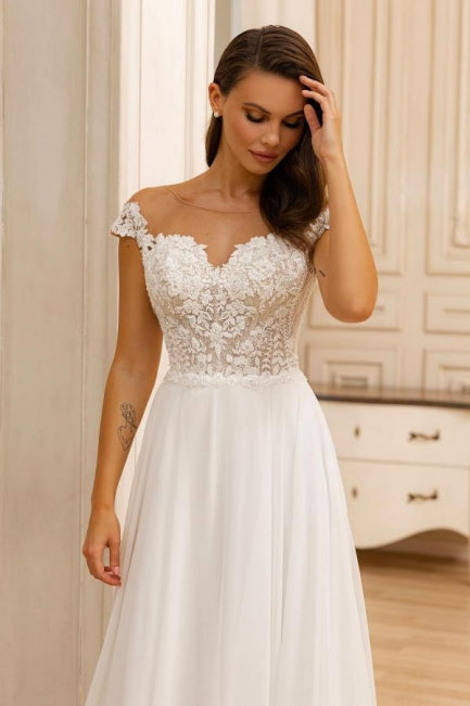 A Line Lace Sweetheart Sleeveless White Wedding Dress Bridal Gown With Appliques Ruffles
