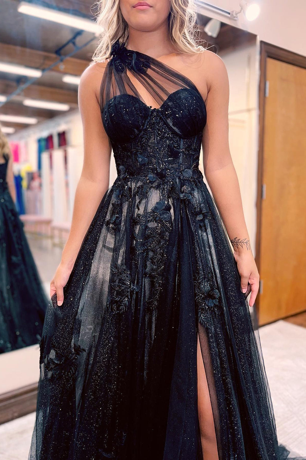 A Line Prom Dress One Shoulder Black Long Appliqued Evening Dress