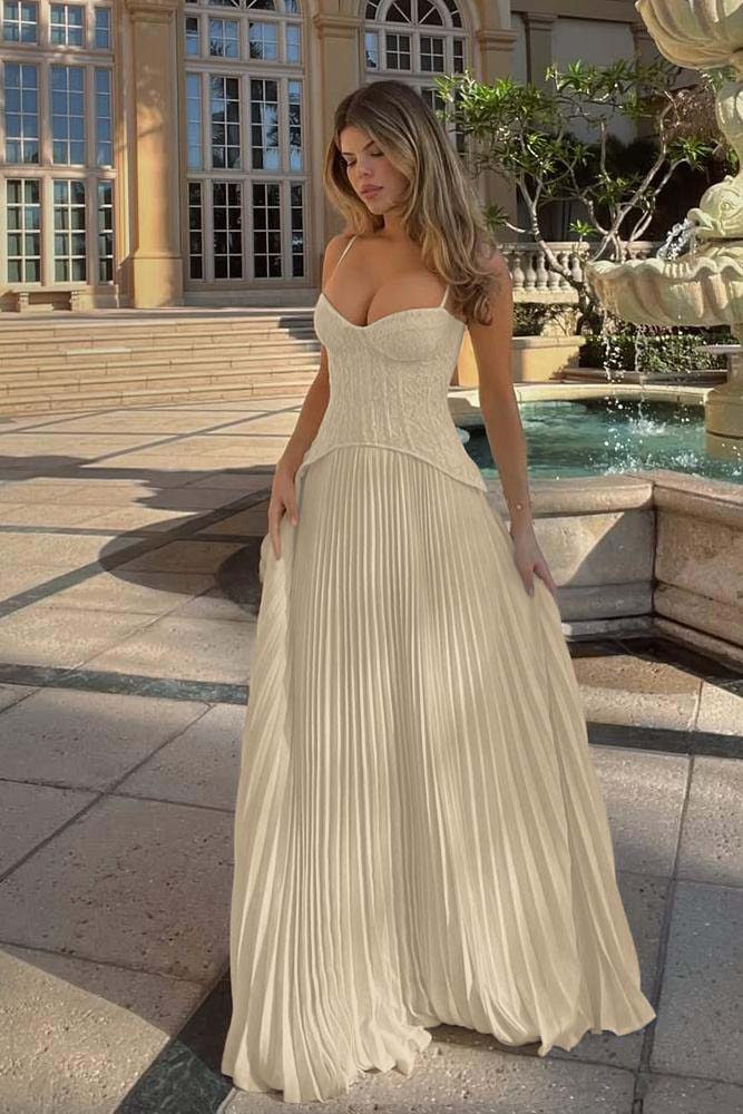 A Line Prom Dress Sleeveless Spaghetti Straps Formal Dress With Lace Appliques