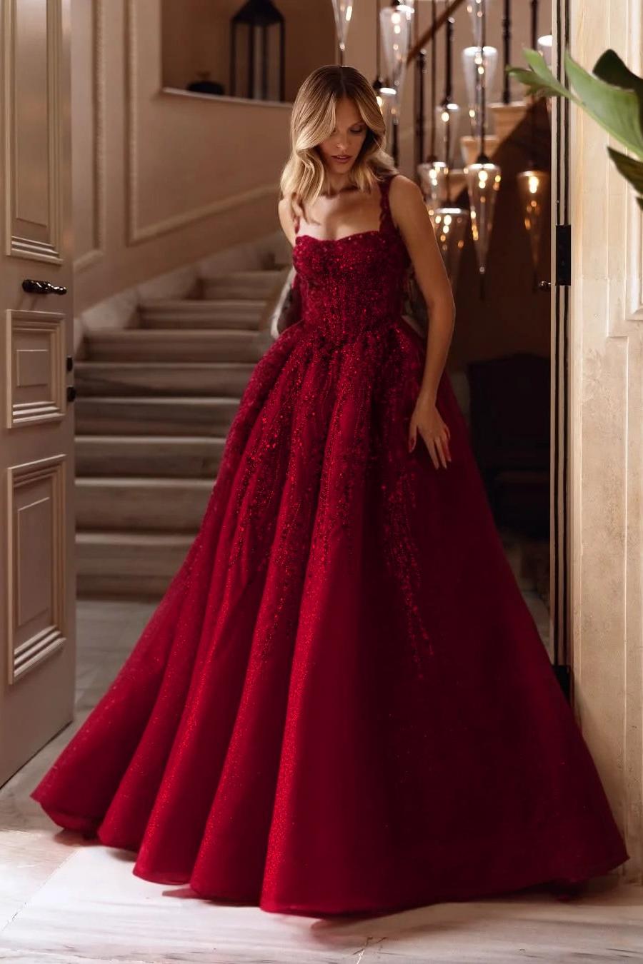 A Line Prom Dress Sleeveless Square Neck Formal Dress With Lace Appliques