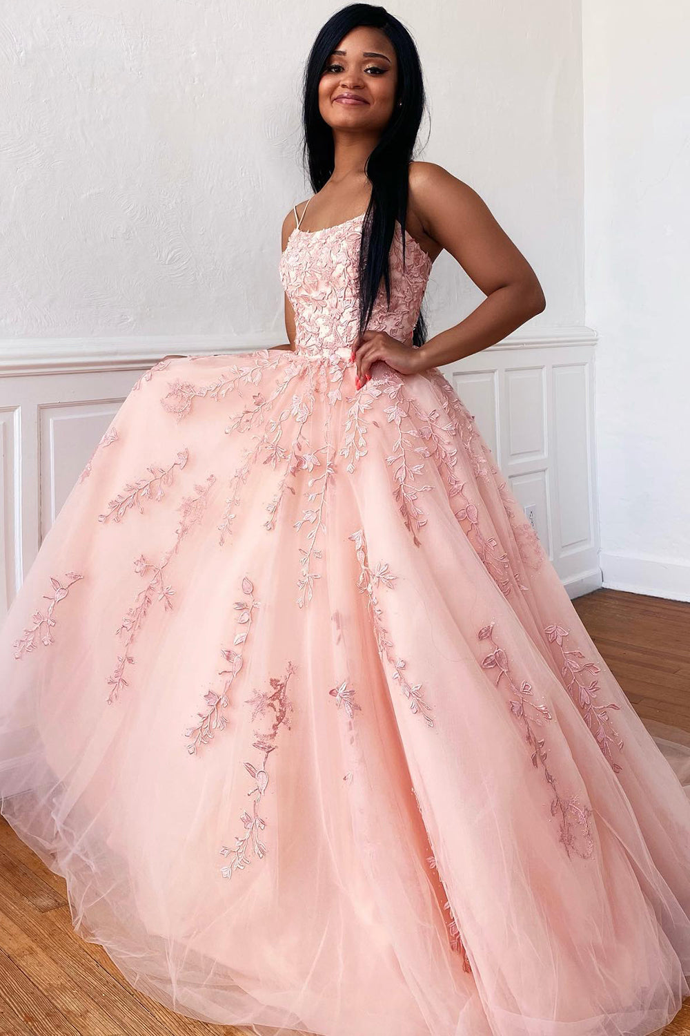 A-Line Prom Dress Spaghetti Straps Long Tulle Evening Dress