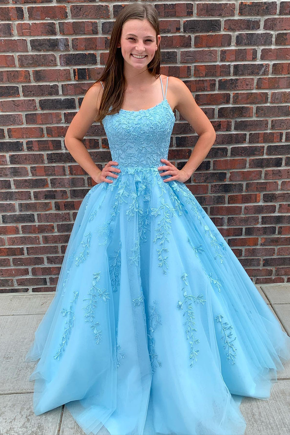 A-Line Prom Dress Spaghetti Straps Long Tulle Evening Dress