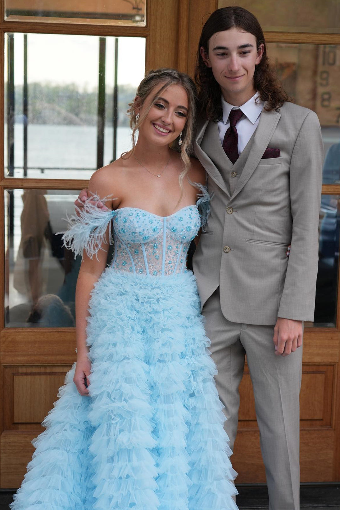 A Line Prom Dress Sweetheart Collar Tiered Tulle Long Elegant Evening Dress with Split