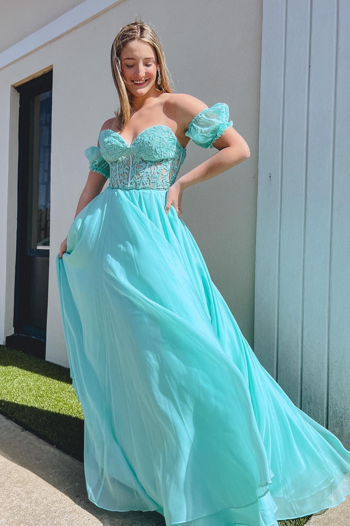 A Line Prom Dress Sweetheart Neck Chiffon Evening Dress with Puff Sleeves