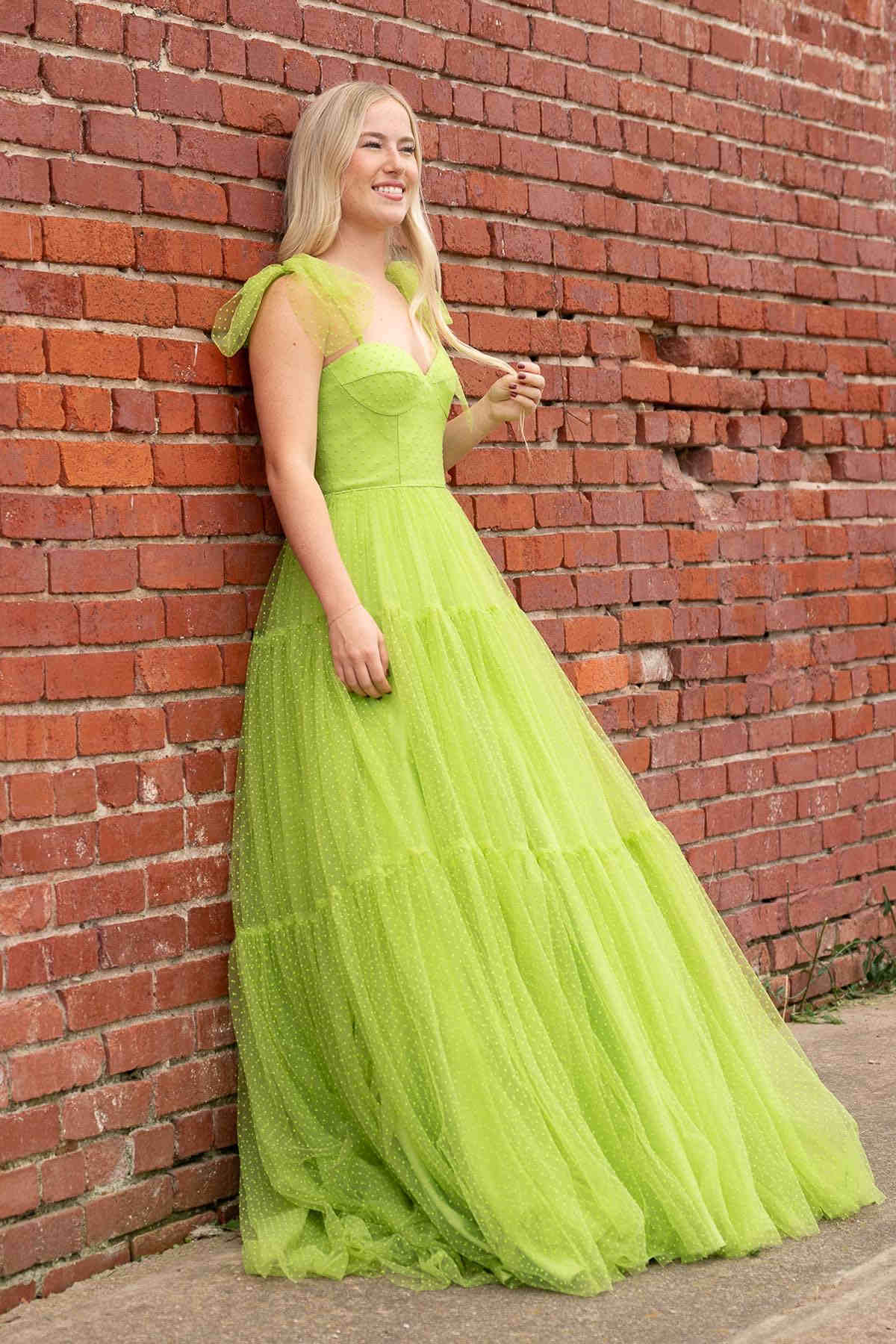 A Line Prom Dress Sweetheart Neck Dot Tulle Evening Dress