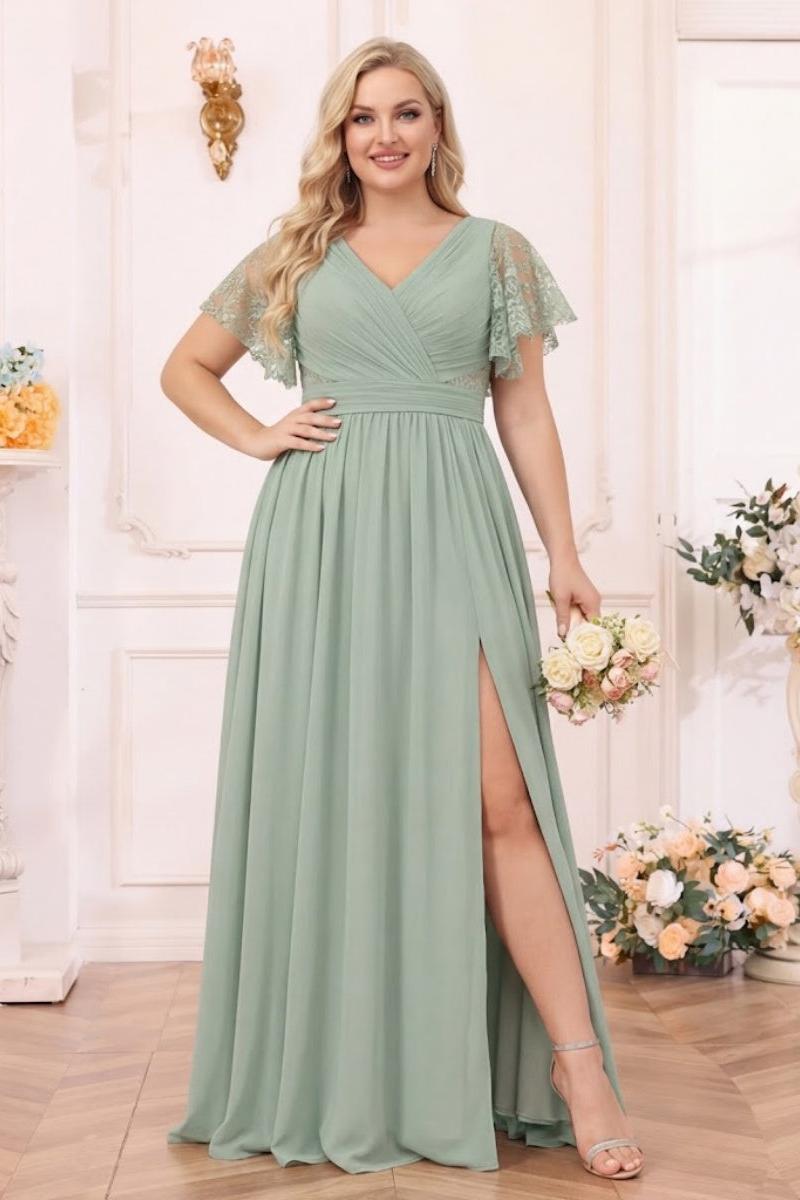 A-Line/Princess V-Neck Long Plus Size Wedding Party Dresses with Split Side & Pockets
