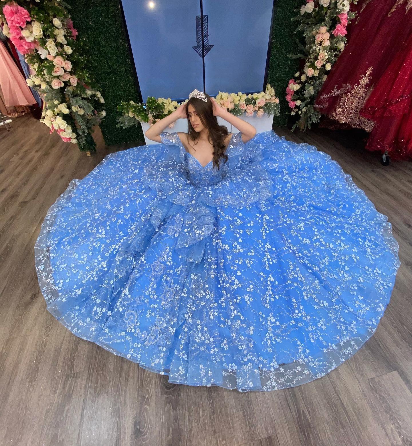 Ball Gown Off Shoulder Flower Lace Appliques Tiered Ruffles Beaded Blue Tulle Princess Quinceanera Dress Evening Party Gown For Sweet 16