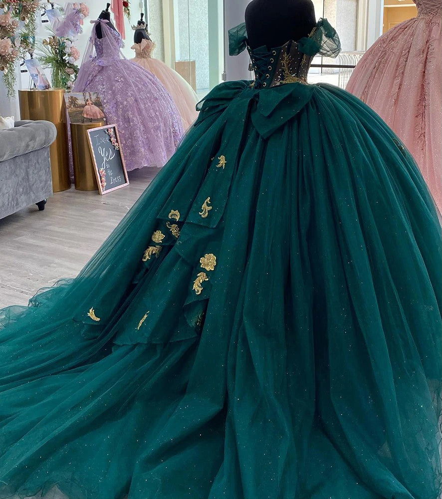 Ball Gown Off Shoulder Puffy Sleeves Flower Lace Appliques Emerald Green Tulle Princess Gown Quinceanera Dress For Sweet 16