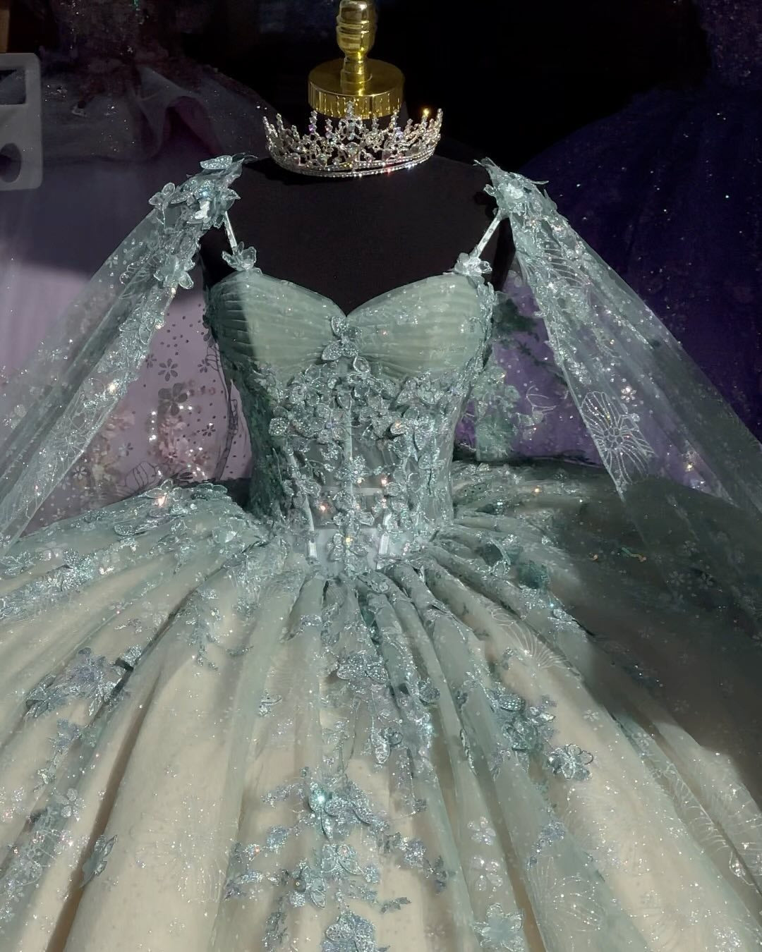 Ball Gown Spaghetti Straps Sweetheart Neck Lace Appliques Beaded Mint Green Tulle Quinceanera Dresses Birthday Prom Gown For Sweet 16