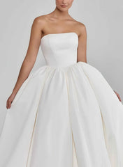 Ball Gown Strapless Sleeveless Floor Length Satin Wedding Dress with Pockets