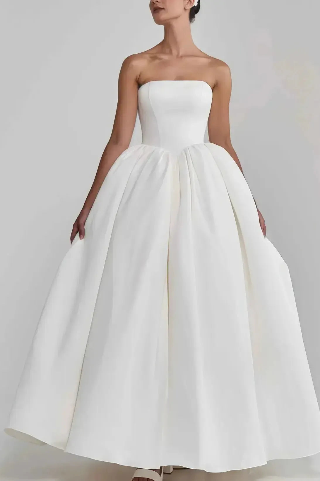 Ball Gown Strapless Sleeveless Floor Length Satin Wedding Dress with Pockets