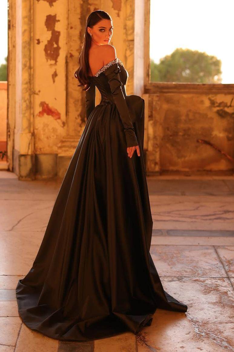 Black A Line Prom Dress Long Sleeve Off the Shoulder Formal Dress With Beadings and Rhinestones