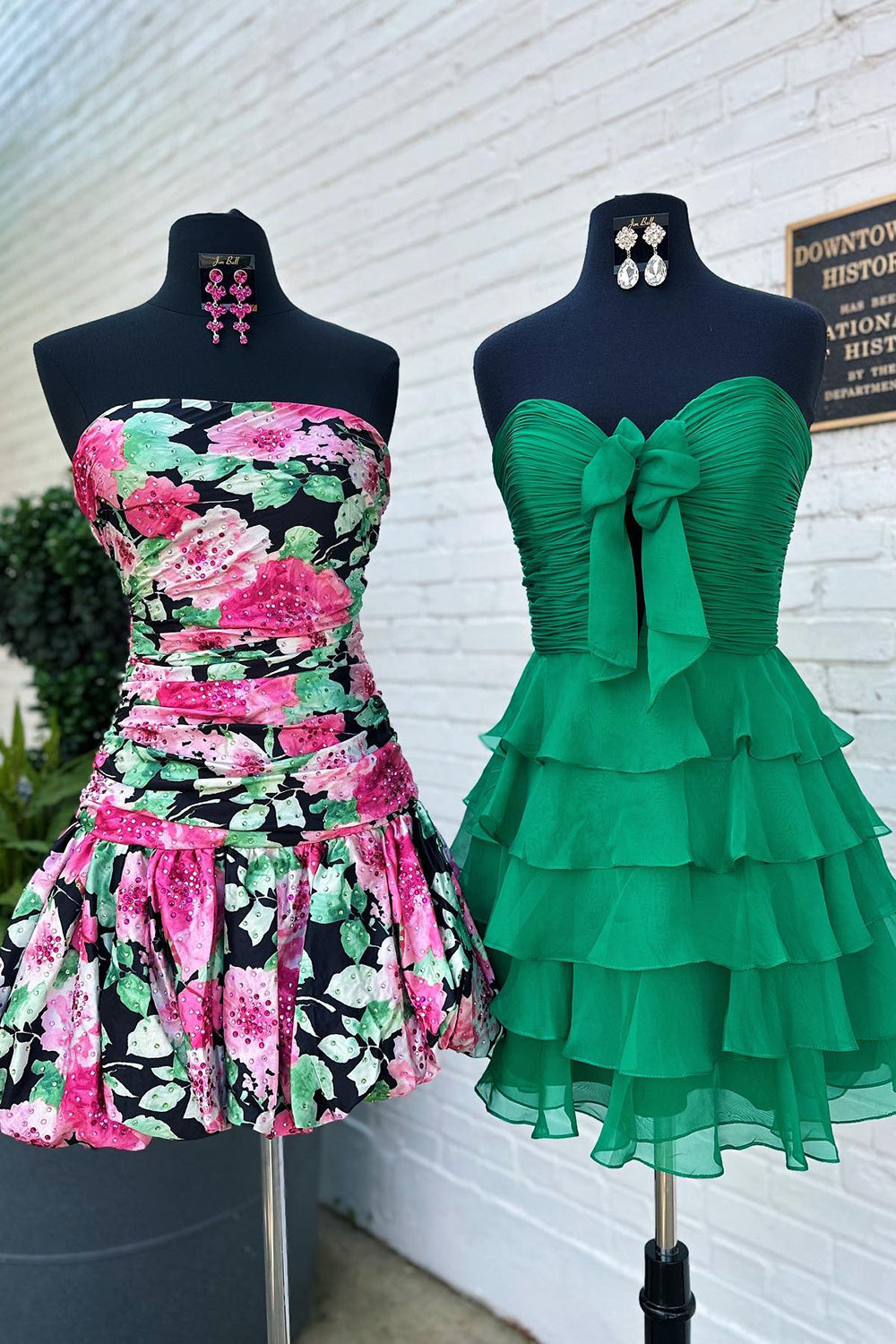 Black And White A Line Homecoming Dresses Tulle Tiered Sweetheart Short Cocktail Dresses