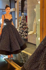 Black Ball Gown Prom Dress Sleeveless Spaghetti Straps Tea Length Formal Dress With Sequins