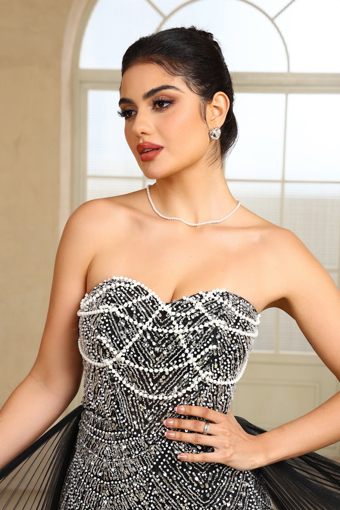 Black Beaded Formal Evening Dress Strapless Sheath Prom Wedding Party Dress with Panel Train