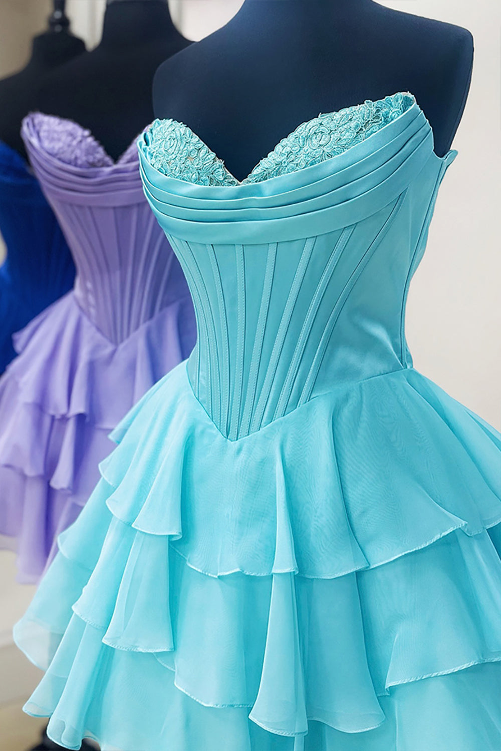 Black Corset A Line Homecoming Dresses Short Cocktail Dresses With Ruffles