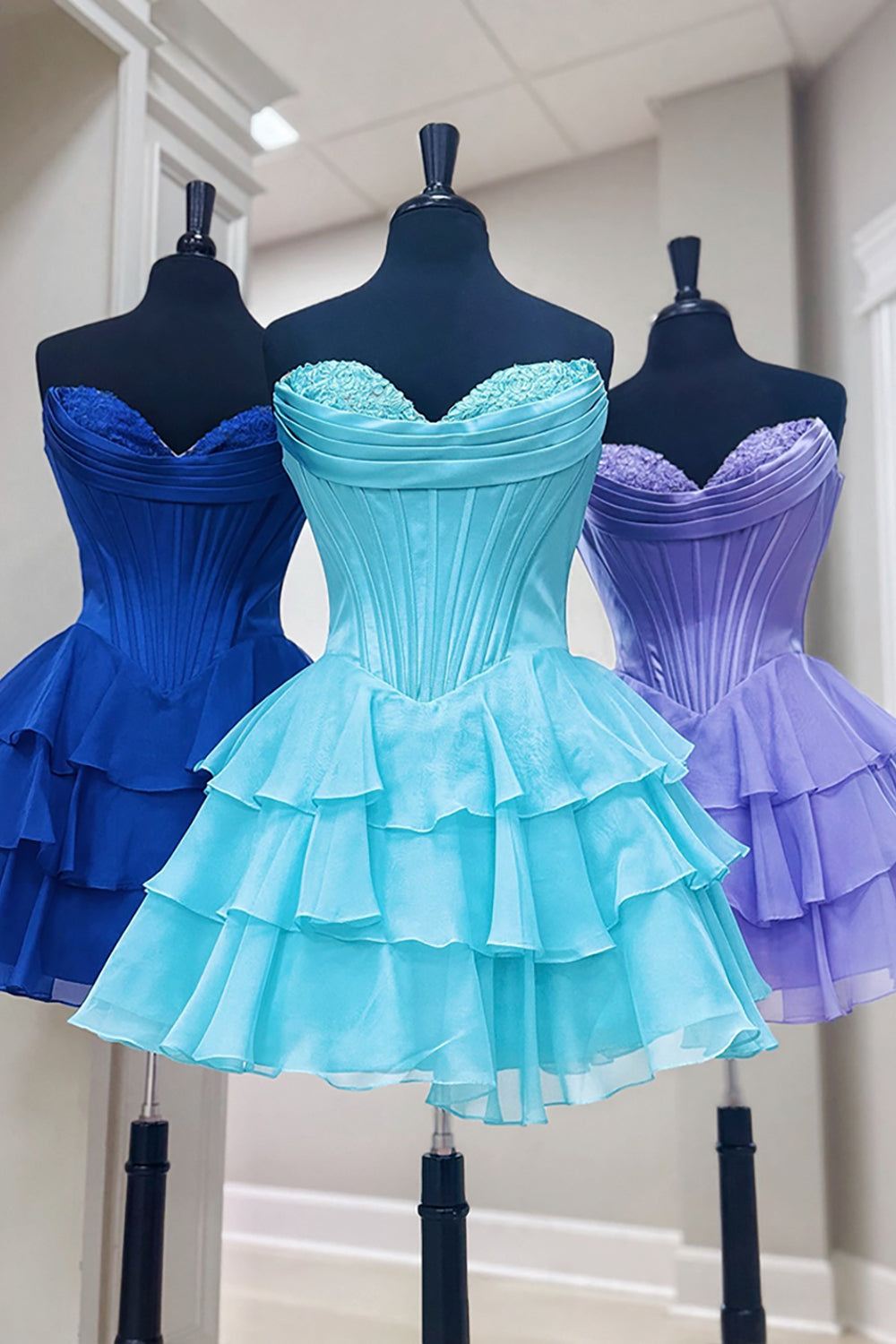 Black Corset A Line Homecoming Dresses Short Cocktail Dresses With Ruffles