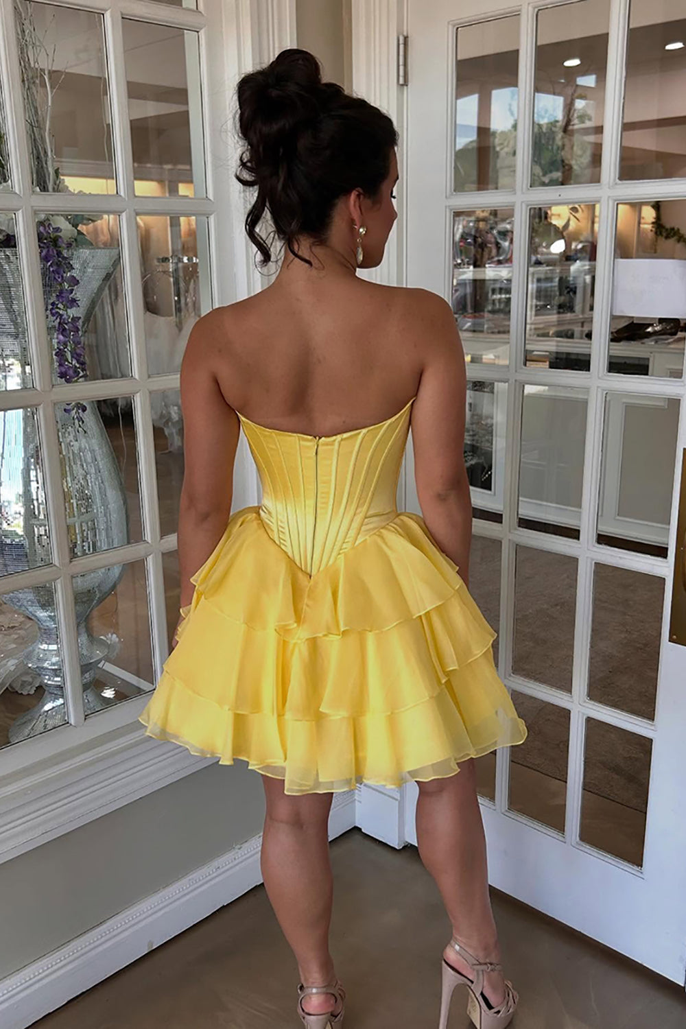 Black Corset A Line Homecoming Dresses Short Cocktail Dresses With Ruffles