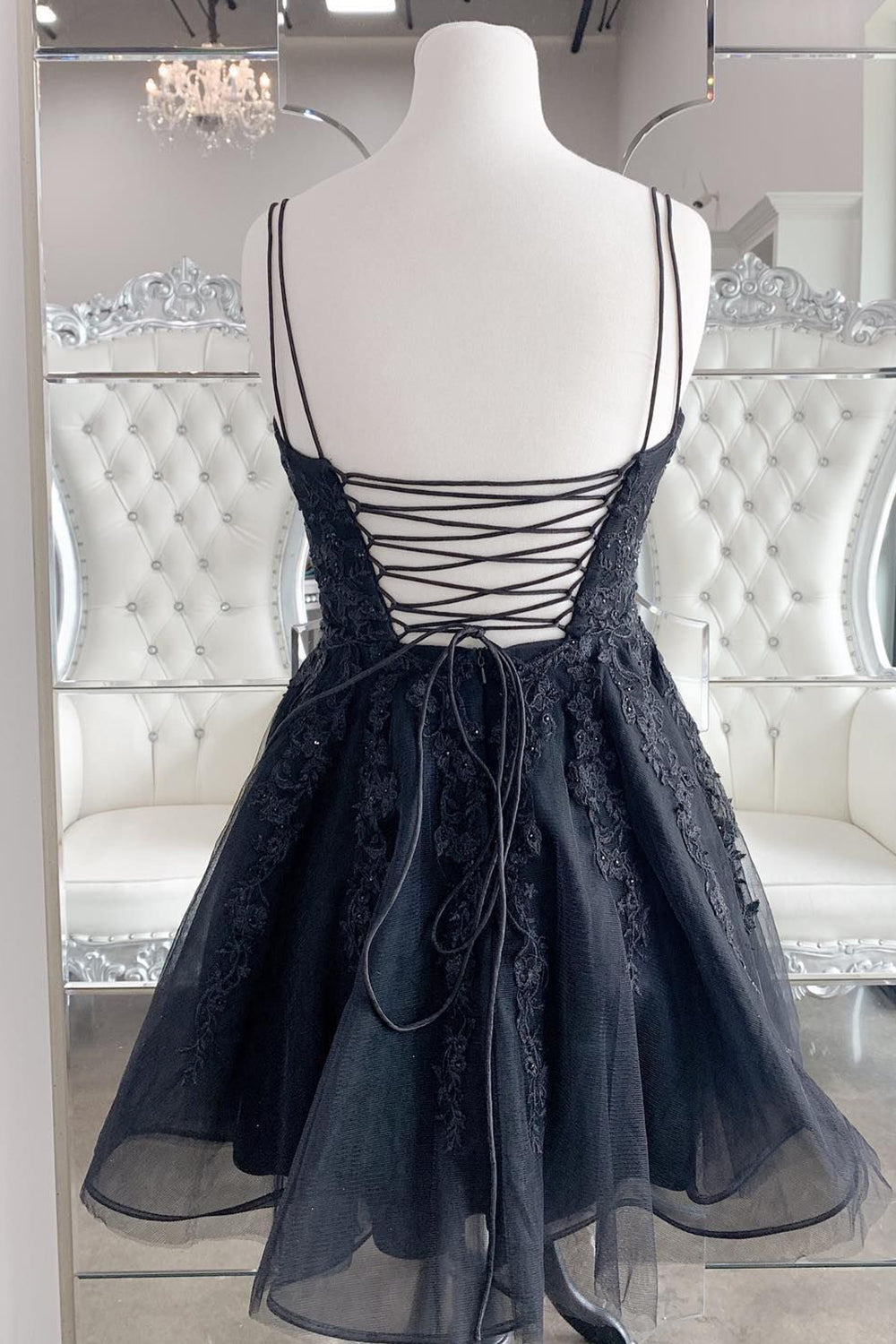Black Homecoming Dresses A-Line Lace Short Cocktail Dresses