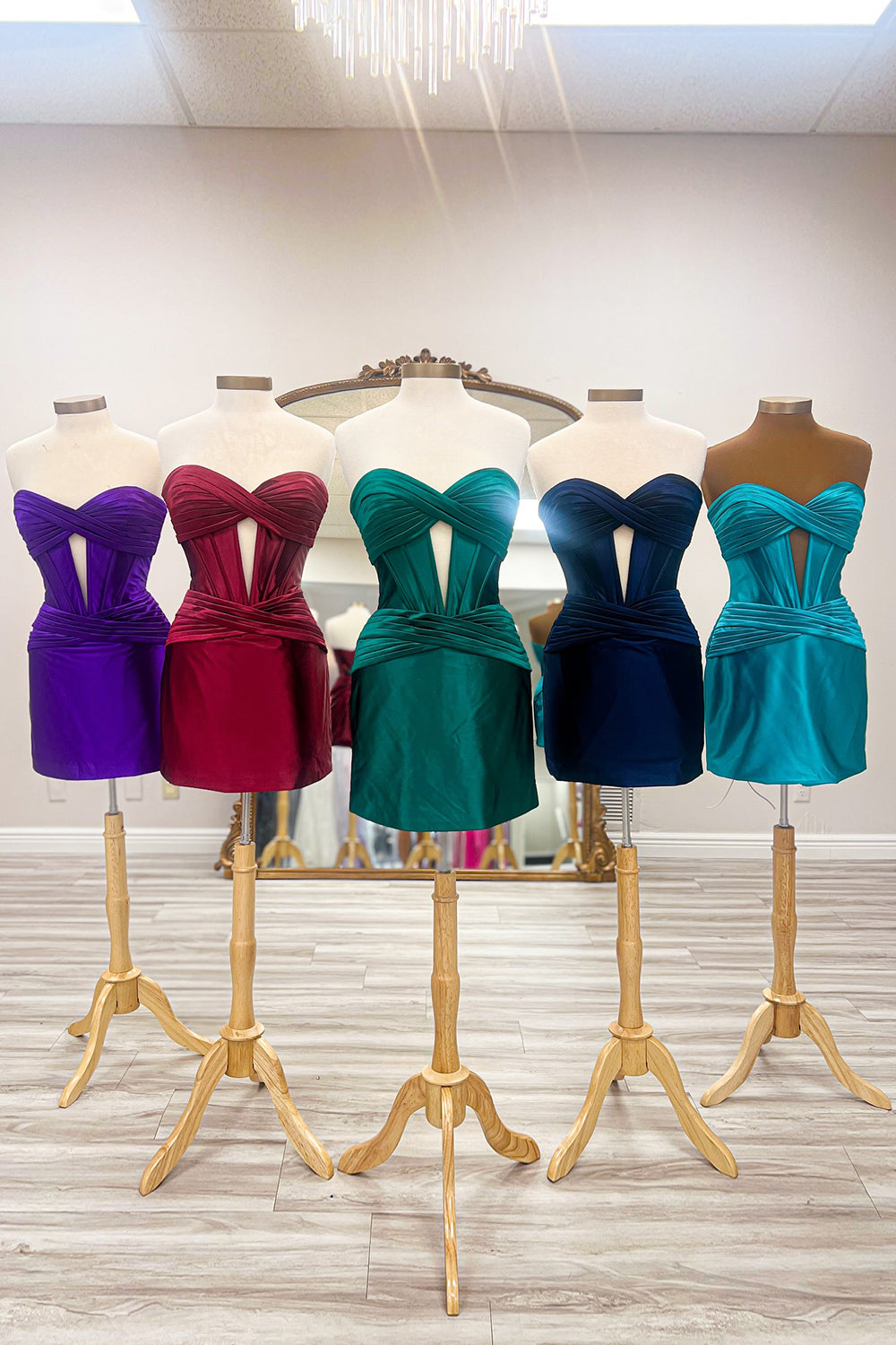 Blue Homecoming Dresses Corset Keyhole Tight Short Cocktail Dresses with Ruffles