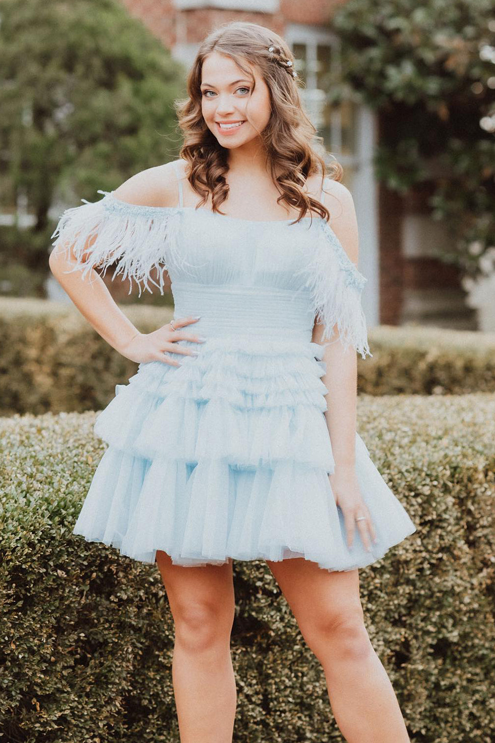Blue Homecoming Dresses Ruffled Short Cocktail Dresses With Feathers