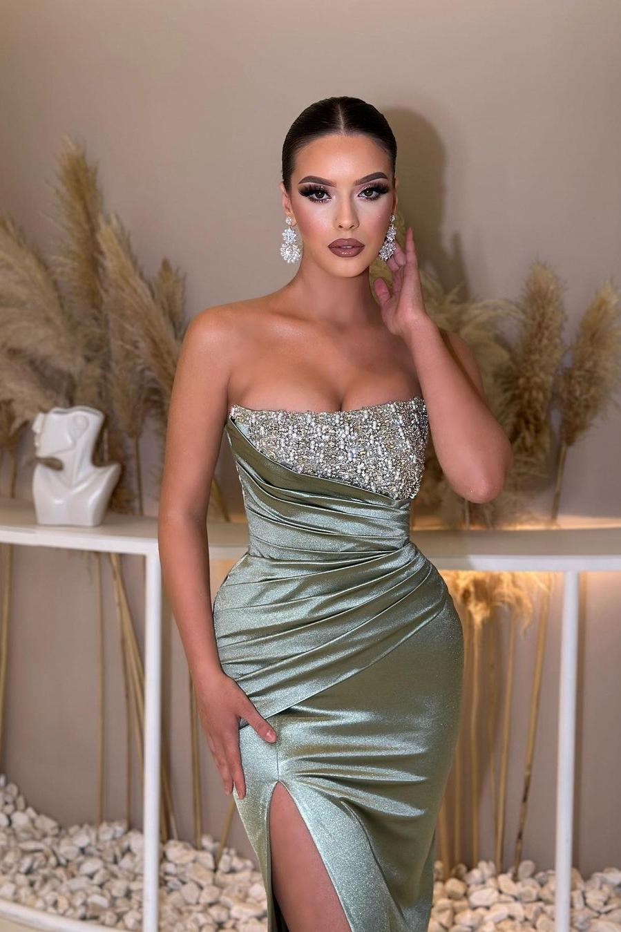 Blue Mermaid Prom Dress Sleeveless Strapless Formal Dress With Beadings