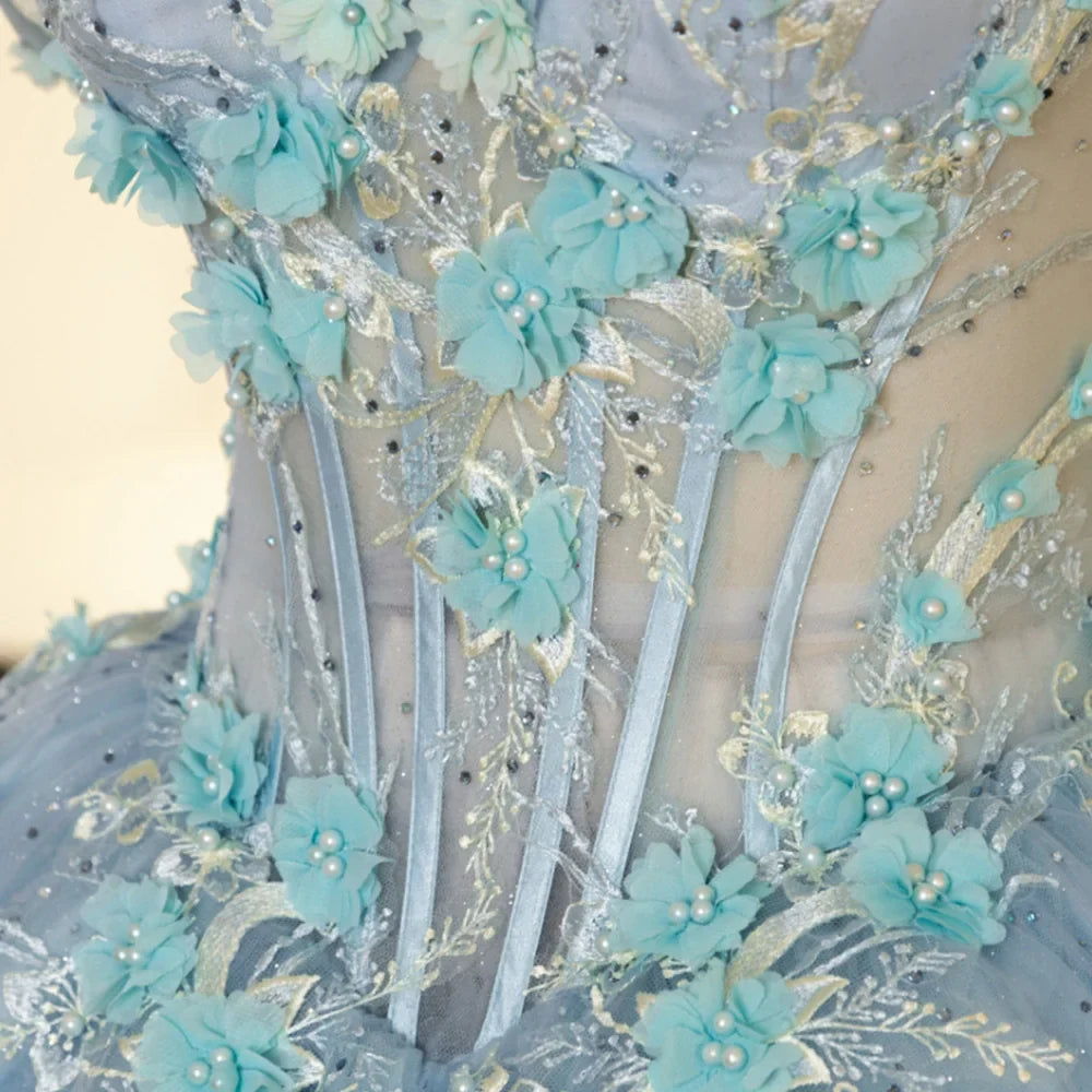 Blue Scoop Neck Quinceanera Dress Spaghetti Straps 3D Floral Appliques Ball Gown Romantic Prom Dress