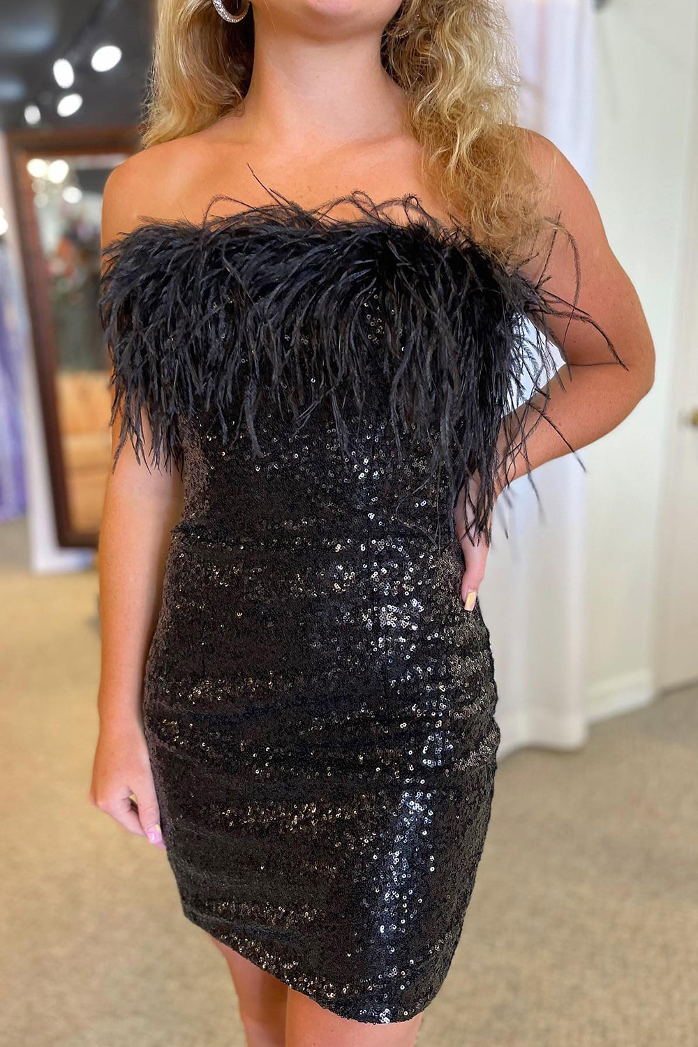 Blush Homecoming Dresses Tight Sequin Cocktail Dresses with Feathers