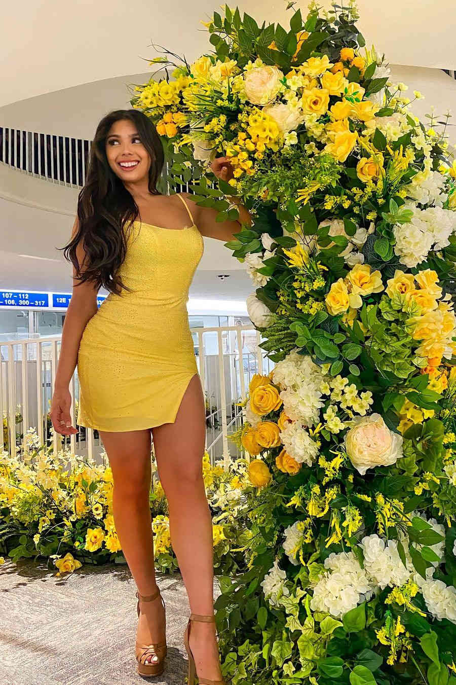 Bodycon Homecoming Dress Fitting Yellow with Lace Up Short Party Cocktail Dress