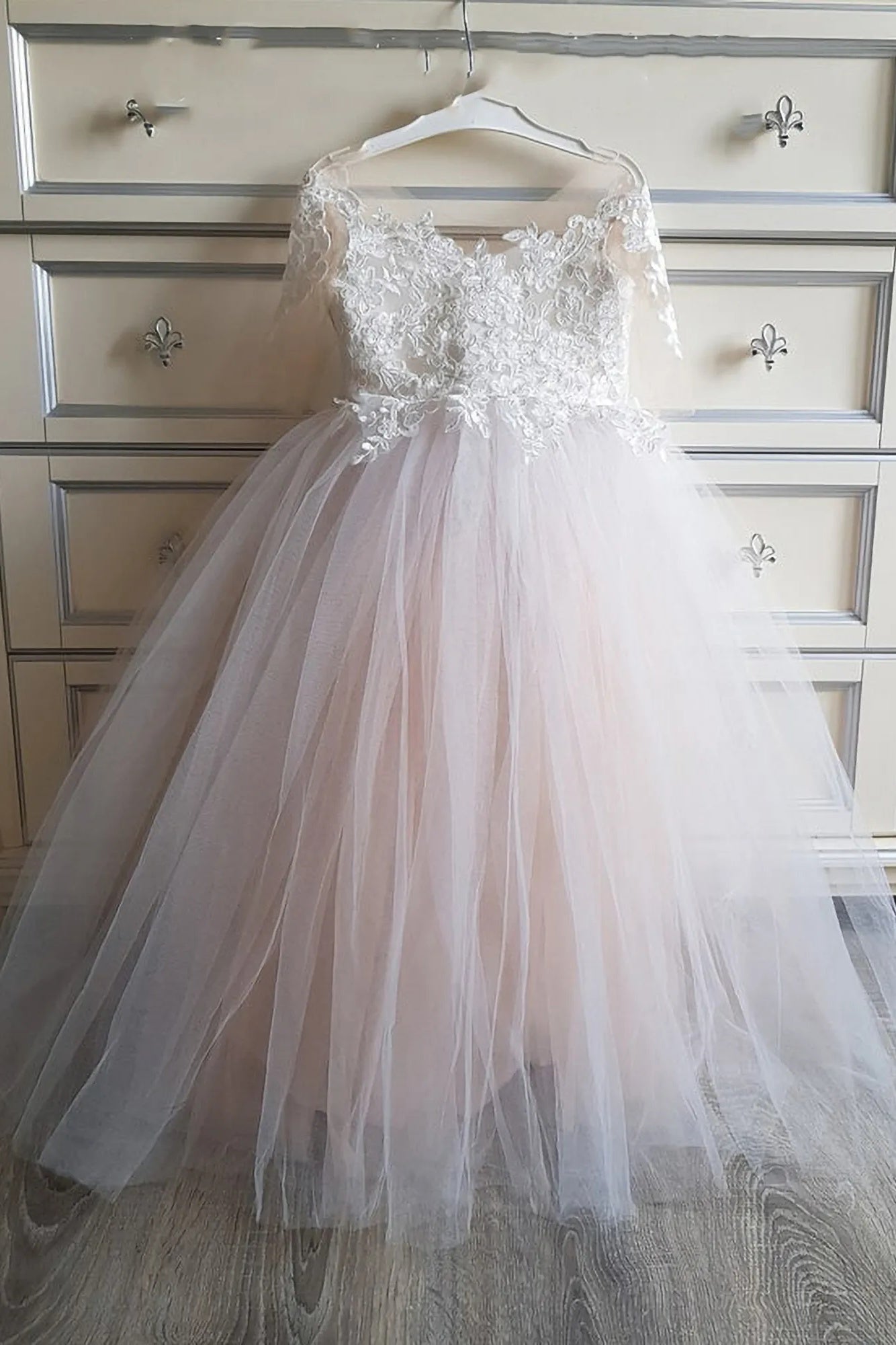 Boho Tulle Lace Flower Girl Dresses with Sleeves